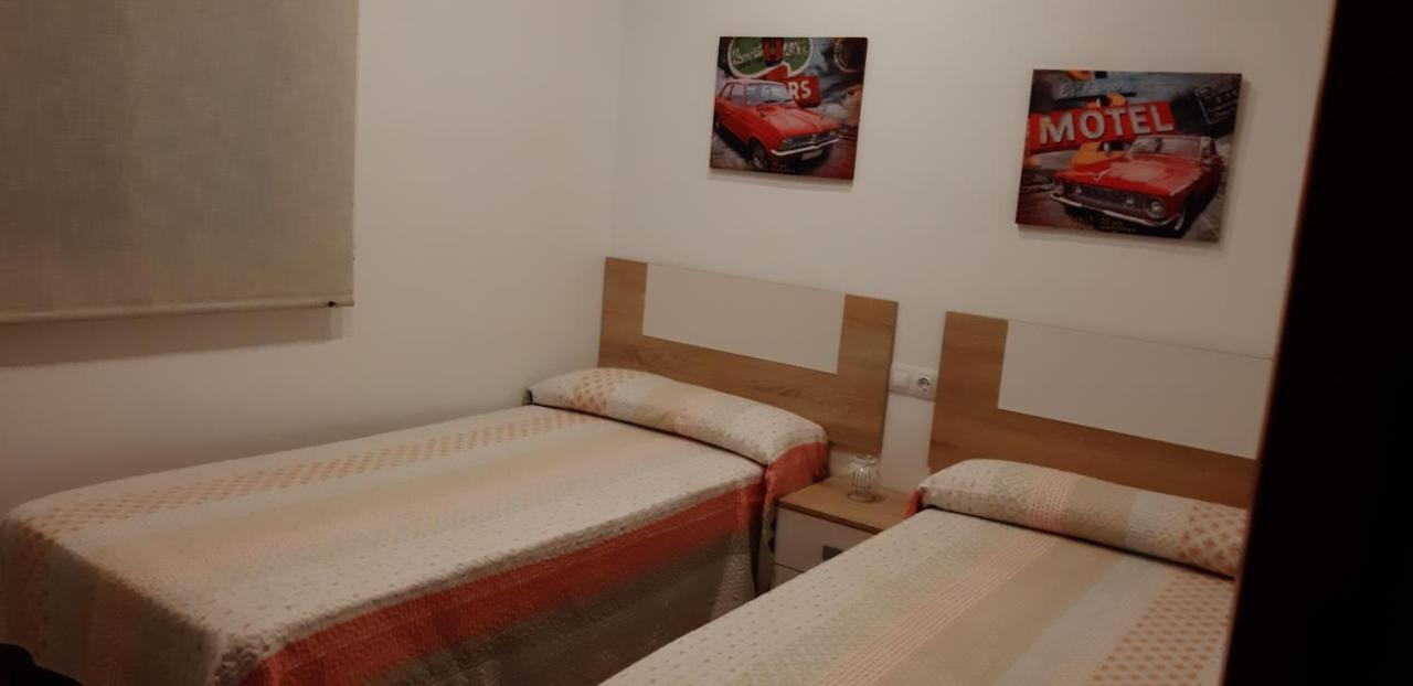 Apartaments El Tiet ซันต์การ์เลสเดลาราปีตา ภายนอก รูปภาพ